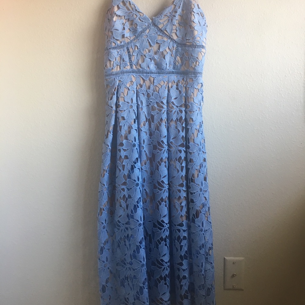 Blue lace midi dress w cream lining